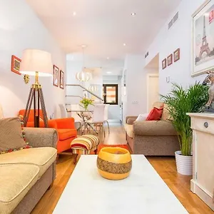Homely Luxury Sebastian Souviron Apartment